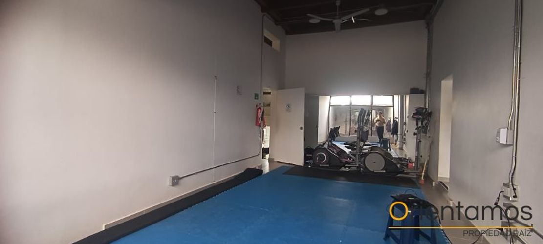 Local en  Arriendo en El Poblado, Medellín - Miniatura 15