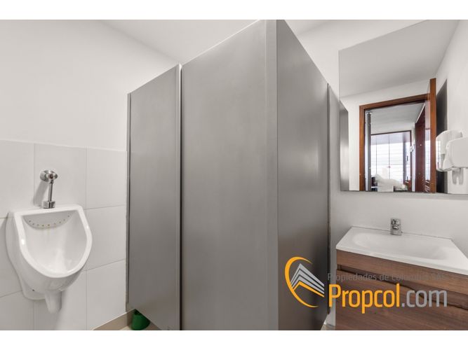 Edificio en venta en Barrios unidos, Bogotá - Miniatura 8