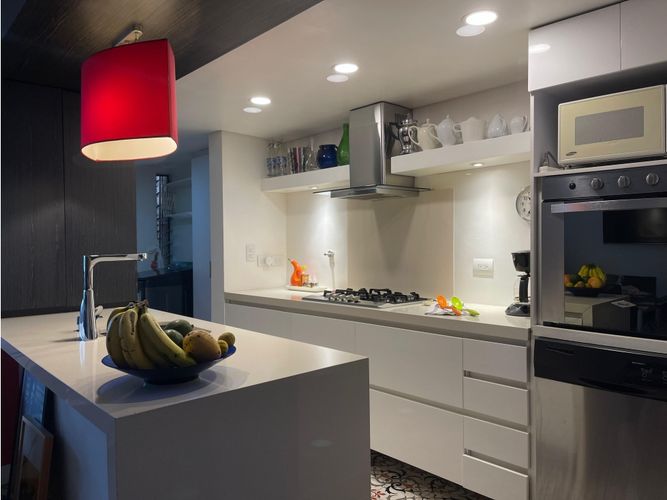 Apartaestudio en  Venta en El Poblado, Medellín - Miniatura 2