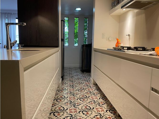 Apartaestudio en  Venta en El Poblado, Medellín - Miniatura 4