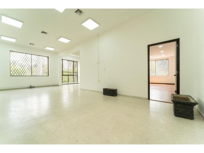 Oficina en arriendo en Cali - Miniatura 10