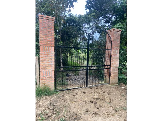 Finca en venta en Viani - Imagen 1