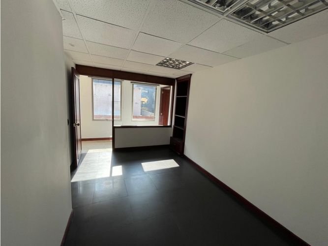 Oficina en  Arriendo en Zona chapinero, Bogotá - Miniatura 4