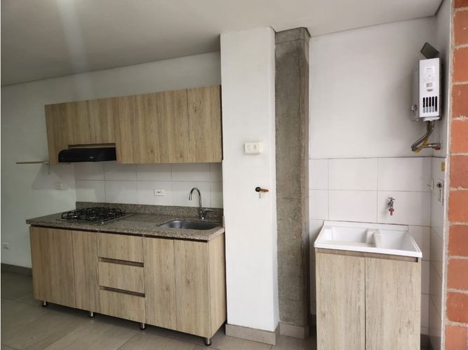 Apartaestudio en  Arriendo en Medellín - Miniatura 3
