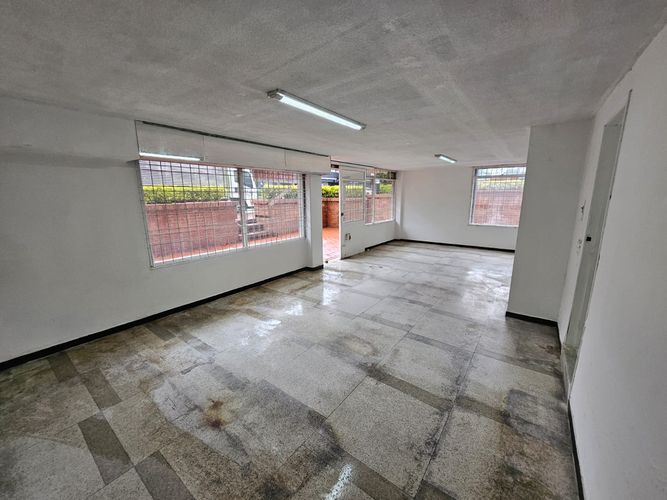 Local en  Venta en Chico norte, Bogotá - Miniatura 23