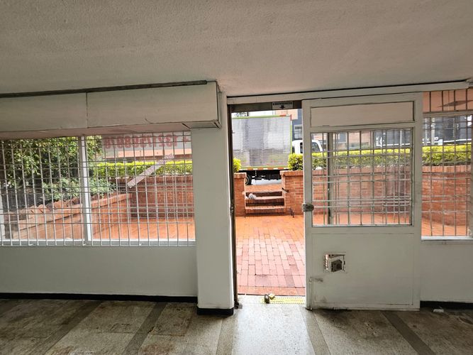 Local en  Venta en Chico norte, Bogotá - Miniatura 24