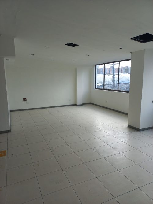 Local en  Arriendo en Suba urbano, Bogotá - Miniatura 14