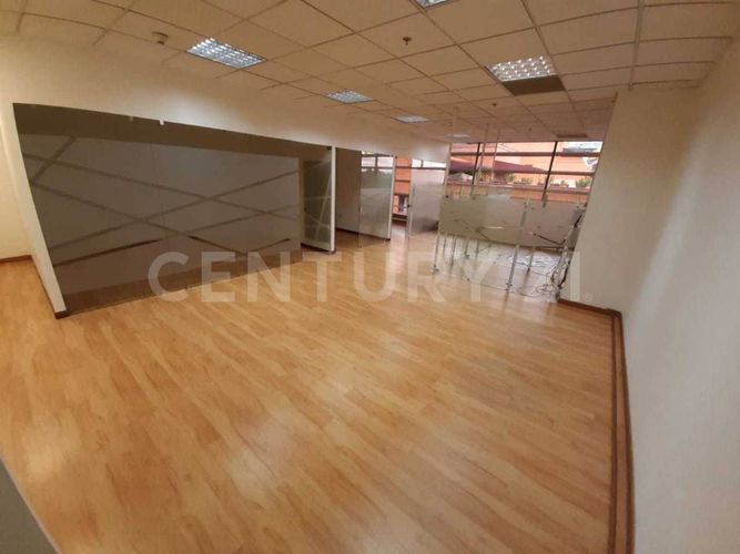Oficina en  Arriendo en Ciudad salitre, Bogotá - Imagen 1