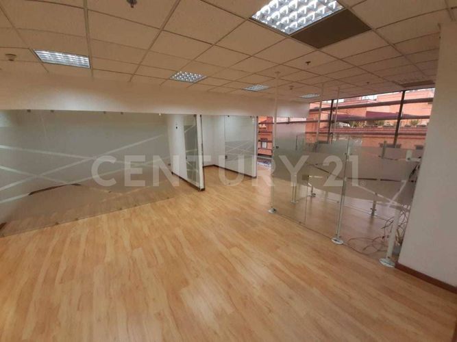 Oficina en  Arriendo en Ciudad salitre, Bogotá - Miniatura 3