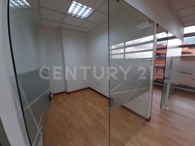 Oficina en  Arriendo en Ciudad salitre, Bogotá - Miniatura 5