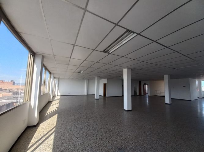 Edificio en  Arriendo en Puente aranda, Bogotá - Miniatura 5