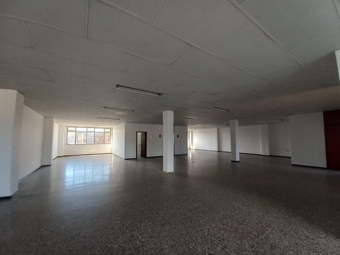 Edificio en  Arriendo en Puente aranda, Bogotá - Miniatura 9