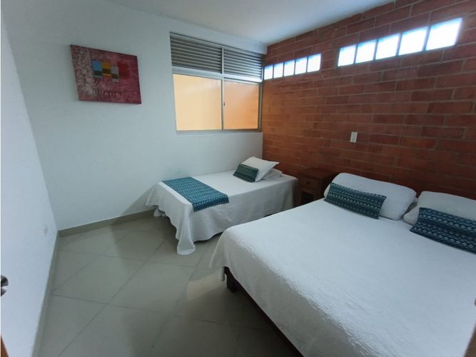 Apartaestudio en  Arriendo en Laureles, Medellín - Miniatura 4
