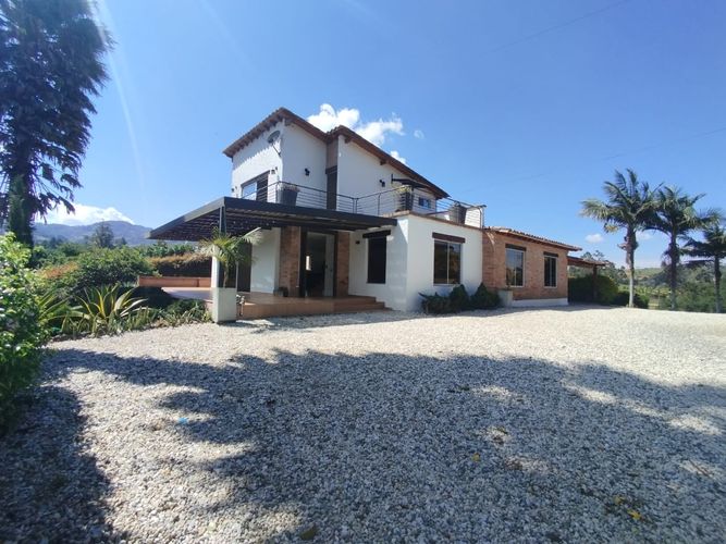 Finca en  Arriendo en El Tablazo, Rionegro - Miniatura 2
