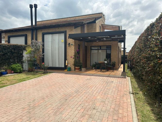 Casa en  Venta en San antonio de el bejucal, Cajicá - Imagen 1