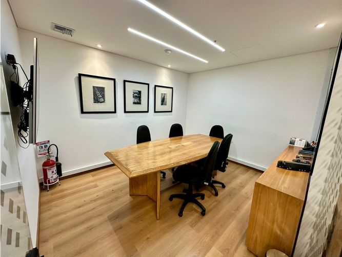 Oficina en  Venta en Fontibon, Bogotá - Imagen 1