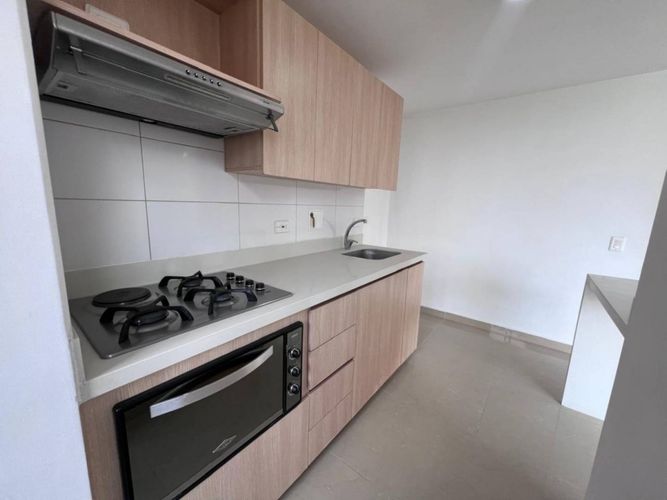 Apartamento en  Venta en Monteazul, Sabaneta - Miniatura 4