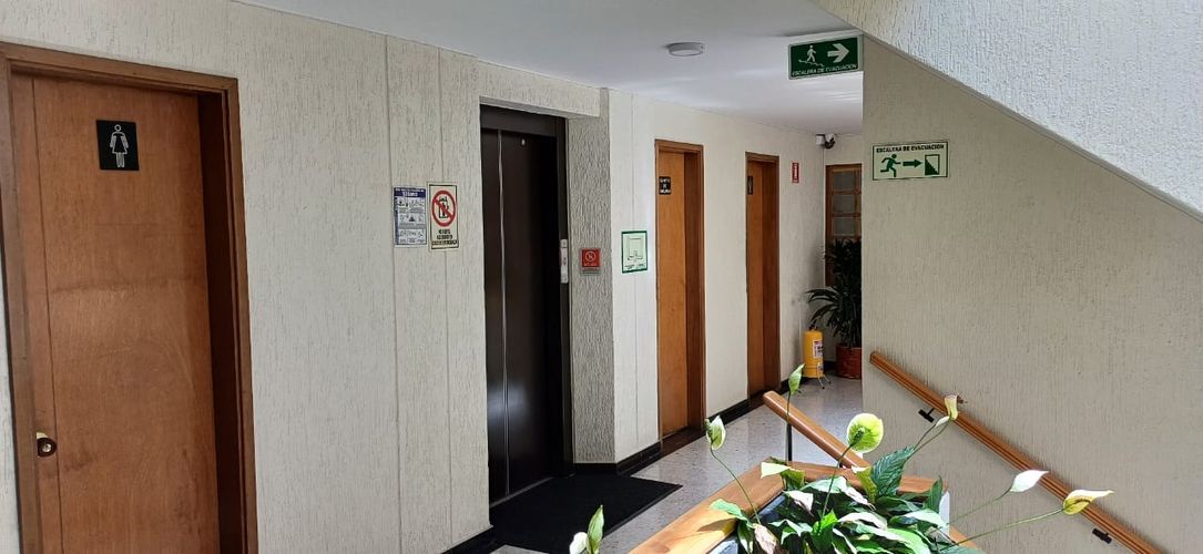 Oficina en  Venta en El Virrey, Bogotá - Miniatura 2