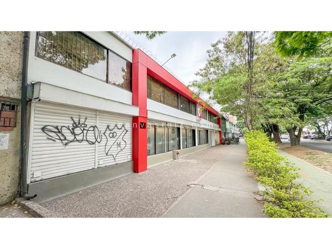 Edificio en  Venta en Medellín - Miniatura 3