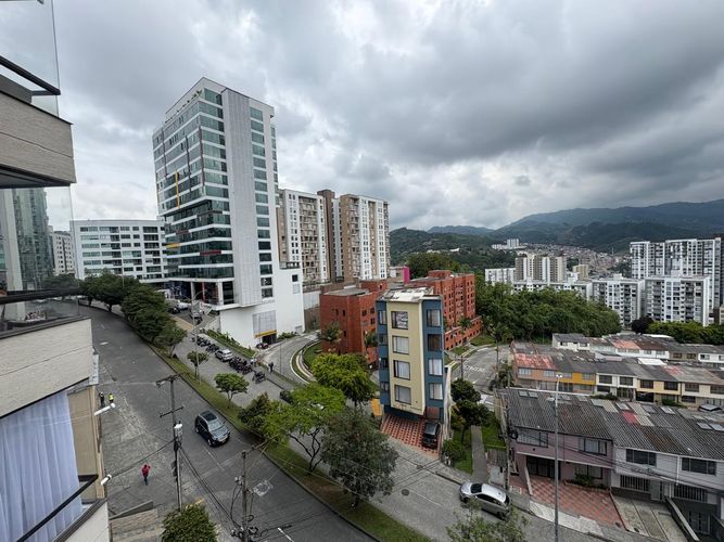Apartamento en  Venta en Los laureles, Manizales - Miniatura 3