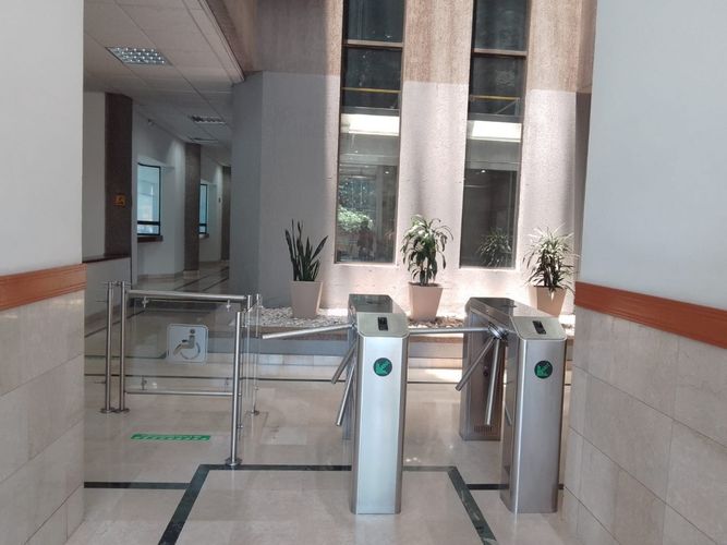 Oficina en venta en La porciuncula, Bogotá - Miniatura 2