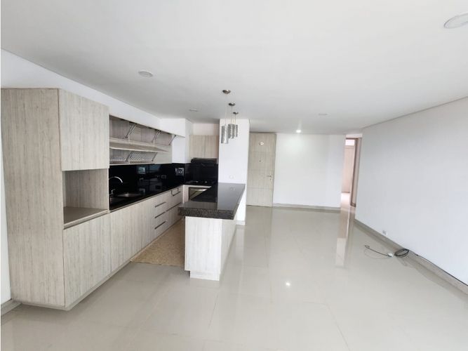 Apartamento en  Arriendo en Santa teresita, Medellín - Miniatura 2
