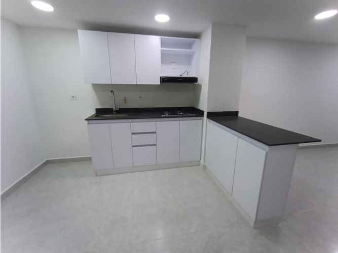 Edificio en  Arriendo en Estadio, Medellín - Imagen 1