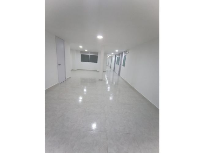 Edificio en  Arriendo en Estadio, Medellín - Miniatura 17