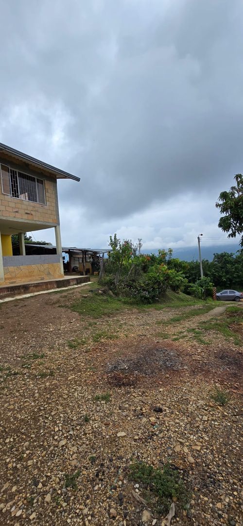 Finca en  Venta en Calucata, La mesa - Miniatura 3