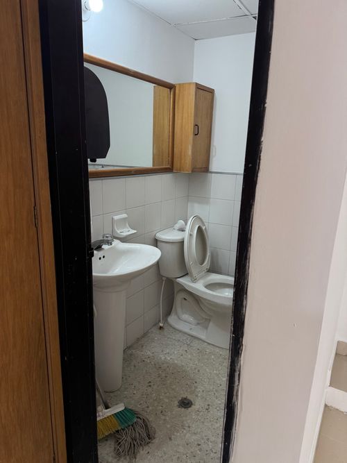 Local en  Venta en Santa Barbara, Bogotá - Miniatura 11