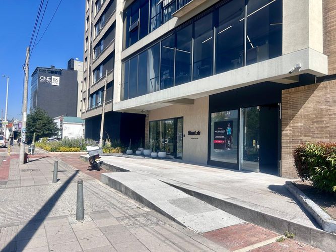 Local en  Venta en Santa Barbara, Bogotá - Miniatura 2
