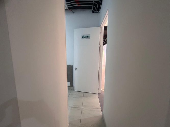 Local en  Venta en Santa Barbara, Bogotá - Miniatura 16