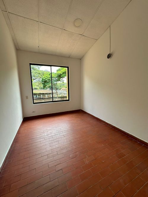 Oficina en  Arriendo en Cuarto de legua - guadalupe, Cali - Miniatura 9