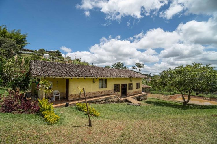 Finca en  Arriendo en Dagua - Miniatura 2