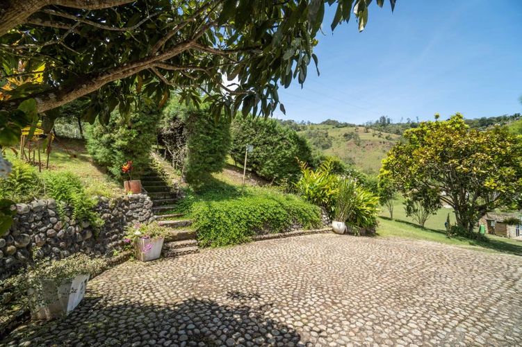 Finca en  Arriendo en Dagua - Miniatura 9