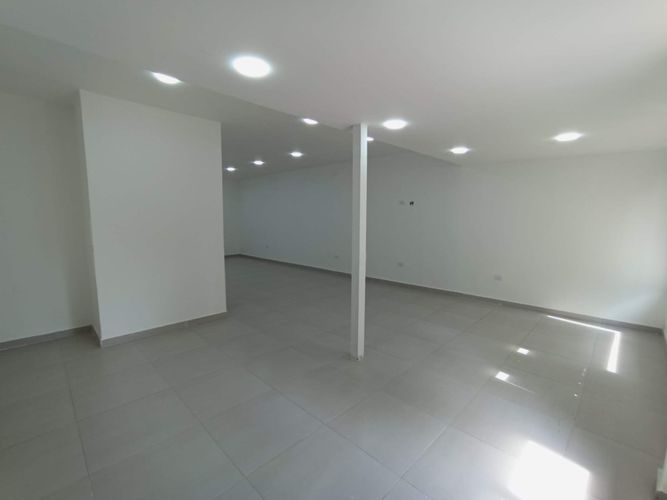 Oficina en  Arriendo en Versalles, Cali - Miniatura 11