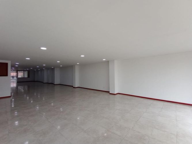 Edificio en arriendo en Los libertadores, Cali - Miniatura 25