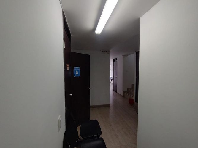 Edificio en arriendo en Tequendama, Cali - Miniatura 8