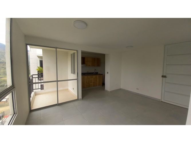 Apartamento en  Arriendo en Guabinas, Yumbo - Miniatura 3
