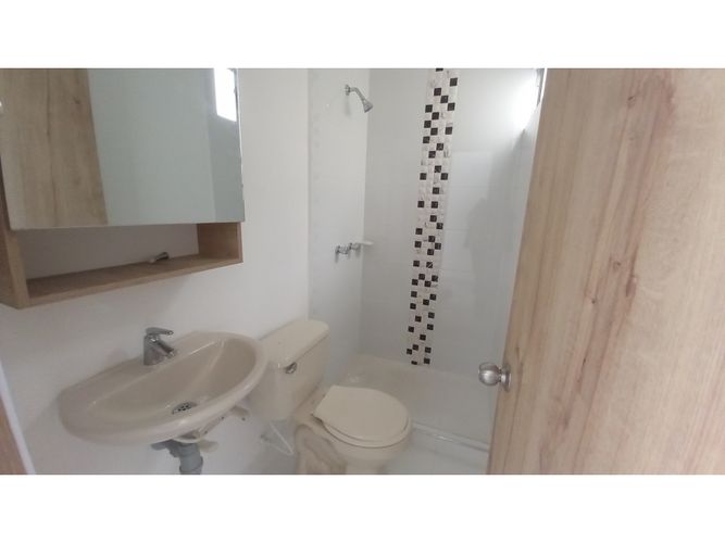 Apartamento en  Arriendo en Guabinas, Yumbo - Miniatura 9