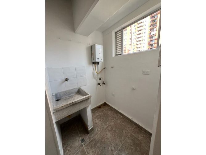 Apartamento en venta en Los colores, Medellín - Miniatura 4