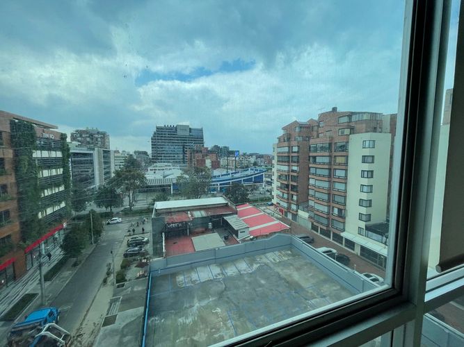 Oficina en  Arriendo en Chico norte, Bogotá - Miniatura 3