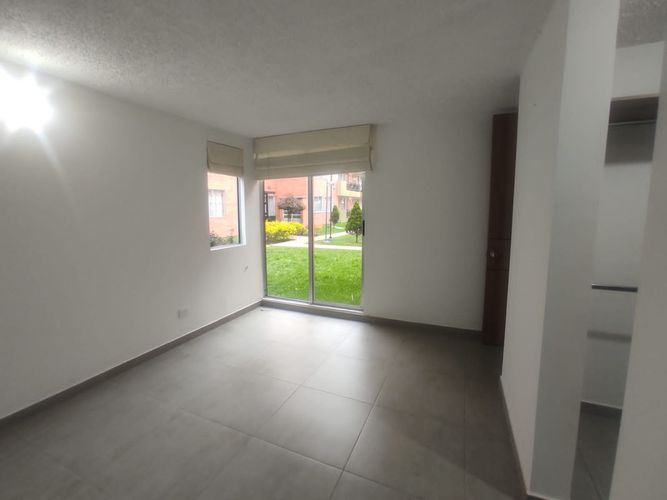 Apartamento en  Venta en Zipaquirá - Miniatura 3