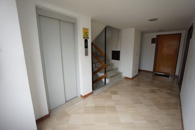 Oficina en  Arriendo en Santa Barbara, Bogotá - Miniatura 2