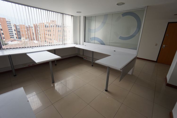Oficina en  Arriendo en Santa Barbara, Bogotá - Miniatura 6