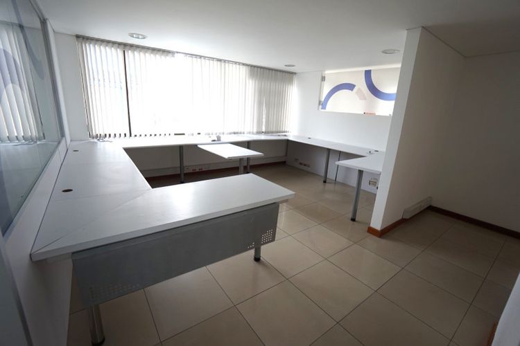 Oficina en  Arriendo en Santa Barbara, Bogotá - Miniatura 13