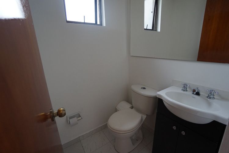 Oficina en  Arriendo en Santa Barbara, Bogotá - Miniatura 21