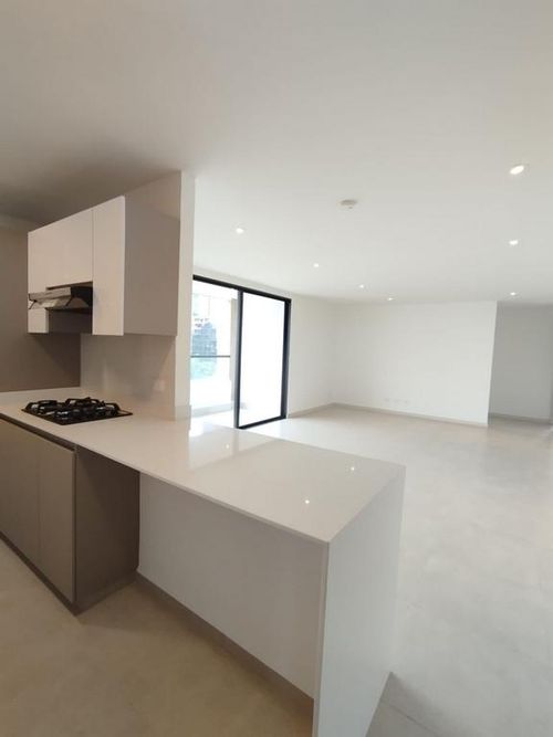 Apartamento en  Arriendo en Castropol, Medellín - Miniatura 15