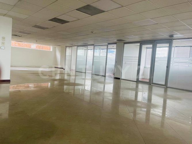 Oficina en  Venta en Usaquen, Bogotá - Imagen 1
