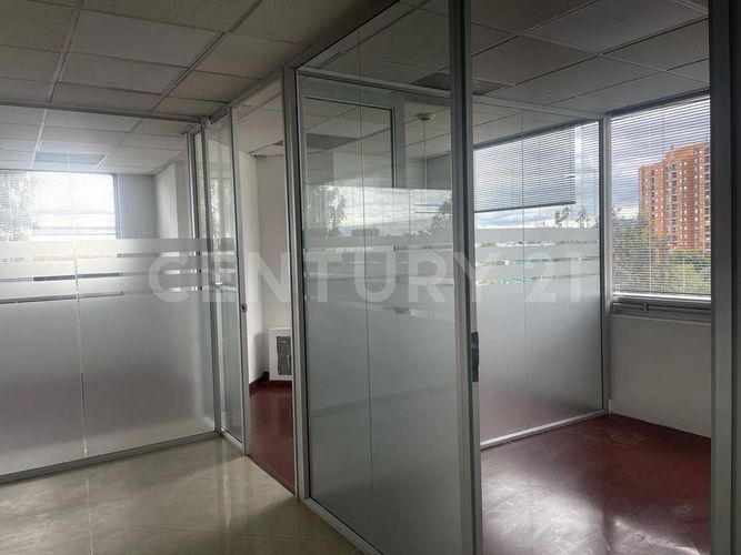 Oficina en  Venta en Usaquen, Bogotá - Miniatura 2